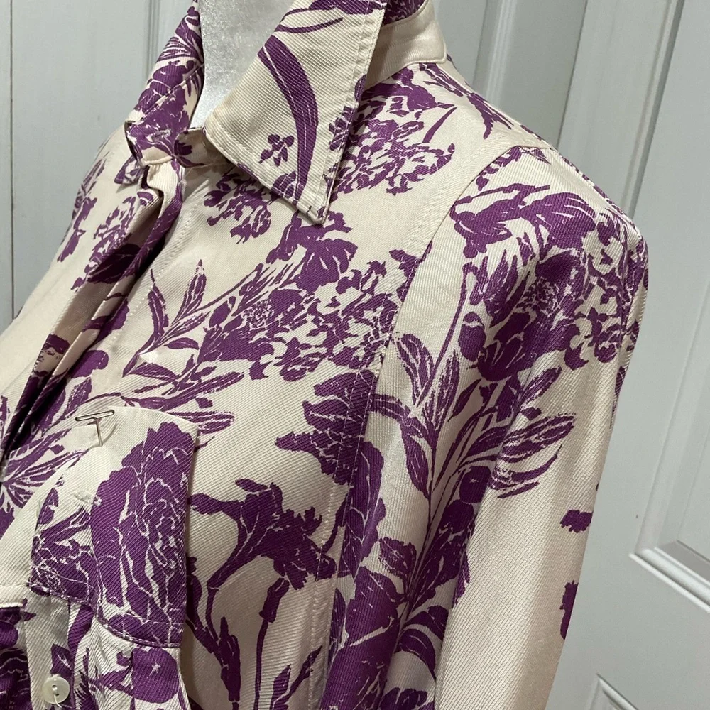 🌱H&M Long Back Butterfly Cuffed Sleeves Hidden Front Buttons Top, Size 6 - Picture 3 of 8